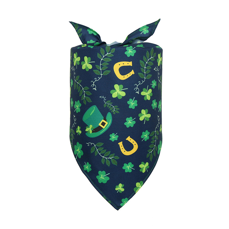 Clover St. Patrick&#039;s Day Irish Day Pet Cat Dog Triangular Binder Pet&#039;s Saliva Towel Scarf in Stock