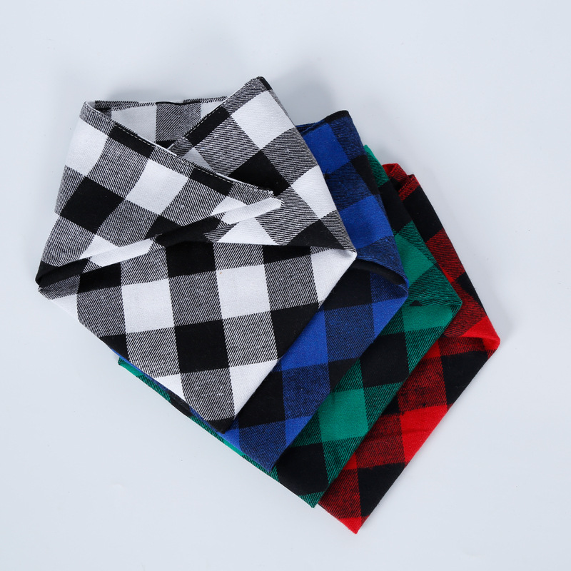 Amazon Hot Sale Pet&#039;s Saliva Towel Dog Triangular Binder Double Pure Cotton Plaid Pet Scarf Headscarf Customization