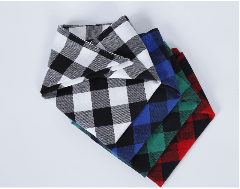 Amazon Hot Sale Pet's Saliva Towel Dog Triangular Binder Double Pure Cotton Plaid Pet Scarf Headscarf Customization
