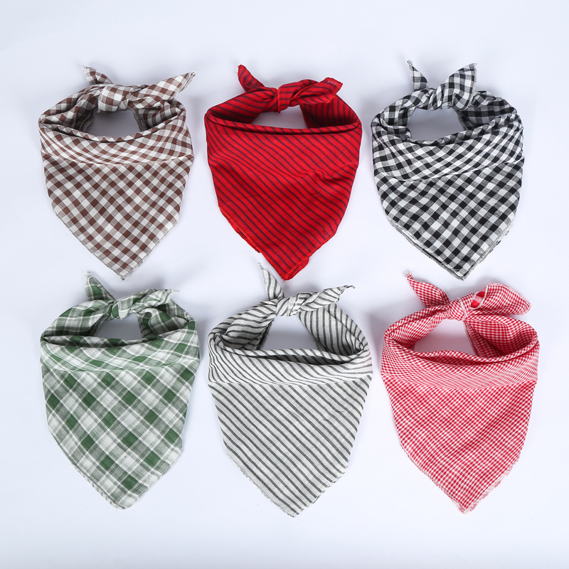 Pet&#039;s Saliva Towel Triangular Binder Collar Dog Scarf Silk Scarf Cat Scarf Pet Bandana One Piece Dropshipping