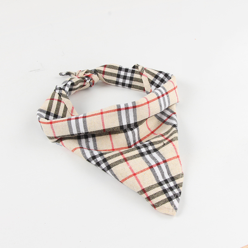 Pet&#039;s Saliva Towel Wholesale Puppy Dog Triangular Binder Plaid Printed Cat Scarf Golden Retriever Teddy Triangular Binder