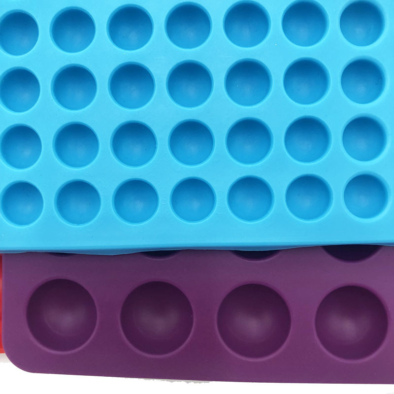 barbecue mat silica gel mat microwave oven baking mat can be used to make small ball biscuit dog food biscuit mold