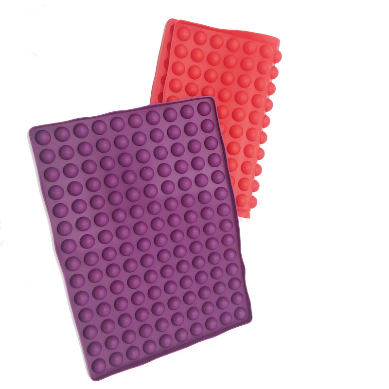 barbecue mat silica gel mat microwave oven baking mat can be used to make small ball biscuit dog food biscuit mold