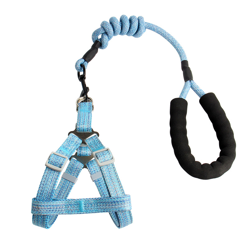 Hot Selling Pet Leash Dog Breast Strap Small and MediumSized Dogs round Rope Chest Back Traction Supplies Whole