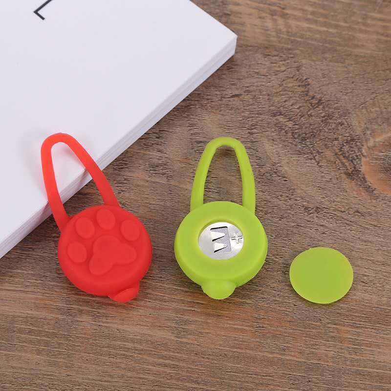 PET Soft Silicone Collar Bell Led Light Flasher Chest Back Luminous Pendant Night Safety Light Walking Cat Dog Supplies