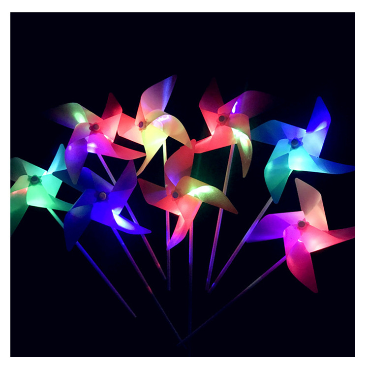 Children&#039;s Nostalgia Toys Luminous Toys Little Windmill Flash Windmill Educational Outdoor Cartoon Stall Toys Wholesale