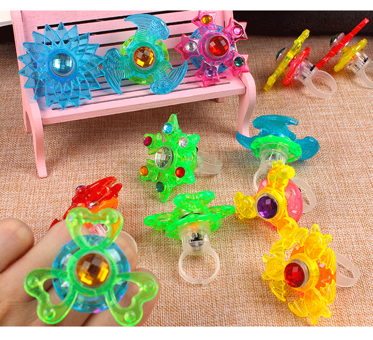 Children's Luminous Toys Gyro Ring Flash Spinning Gyro Finger Lights Stall Night Market Gift Toy Ring Children's Luminous Toys Gyro Ring Flash Spinning Gyro Finger Lights Stall Night Market Gift Toy Ring