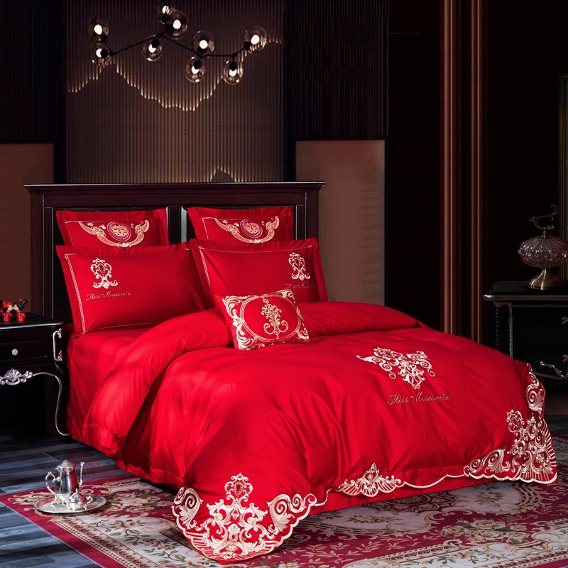 Wedding bedding Embroidered Match Sets Wedding Big Red Joy Quilt Bed Cover Suit Bedding
