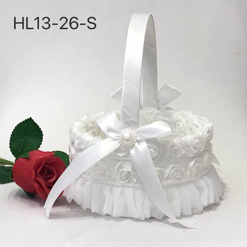 European and American Bow Rose Bride European Wedding Flower Basket White Wedding Flower Basket