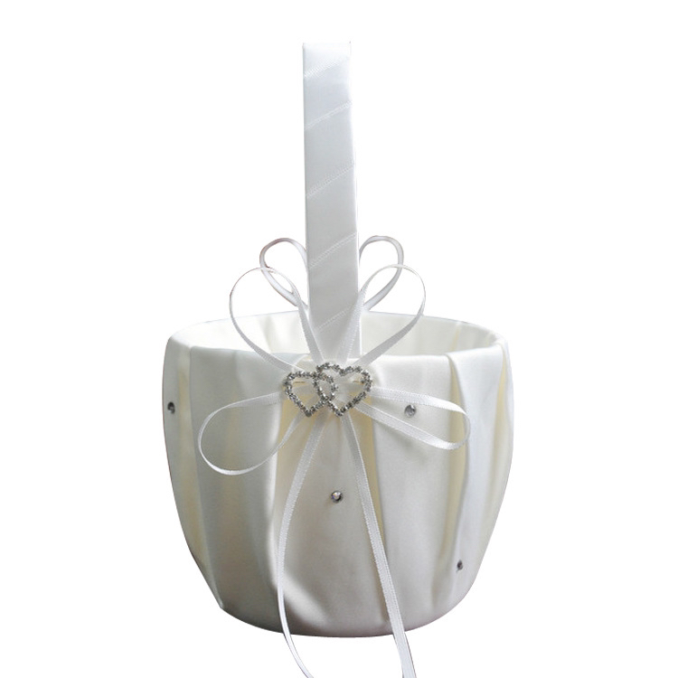 Amazon European and American Bow Doppel Herz Diamond Bride European Wedding Flower Basket White Wedding Flower Basket Amazon European and American Bow Doppel Herz Diamond Bride European Wedding Flower Basket White Wedding Flower Basket