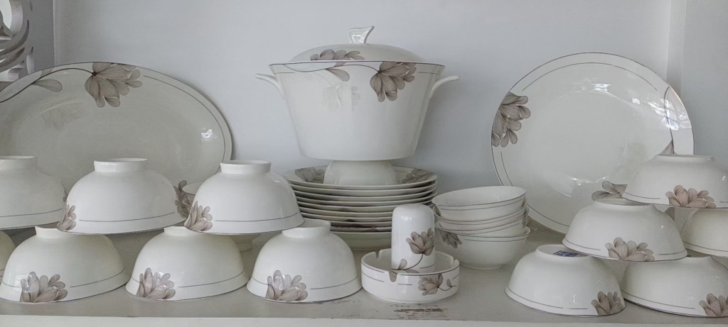 56 Skull Porcelain Tableware Ceramic Bowl Ceramic Plate Ceramic Soup Pot Wedding Gift Housewarming 56 Skull Porcelain Tableware Ceramic Bowl Ceramic Plate Ceramic Soup Pot Wedding Gift Housewarming