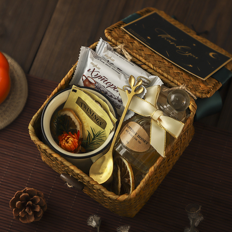 Mori Style Knitted Basket Gift Box Wedding Gift Bridesmaid Bridesmaid Practical Guest Return Gift Set Small Gift