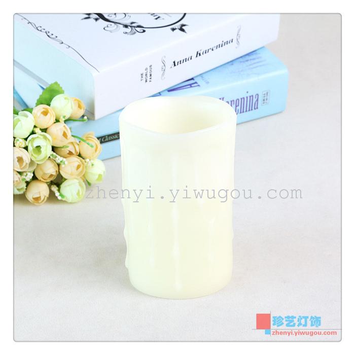 Simulation of swinging flame LED paraffin electric based lamp wedding candles