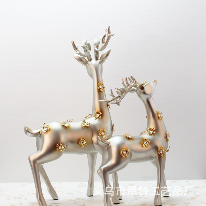 Resin Crafts Sika Deer Home Decorations Living Room Wine Cabinet Decoration Wedding Gifts Gifts Resin Crafts Sika Deer Home Decorations Living Room Wine Cabinet Decoration Wedding Gifts Gifts