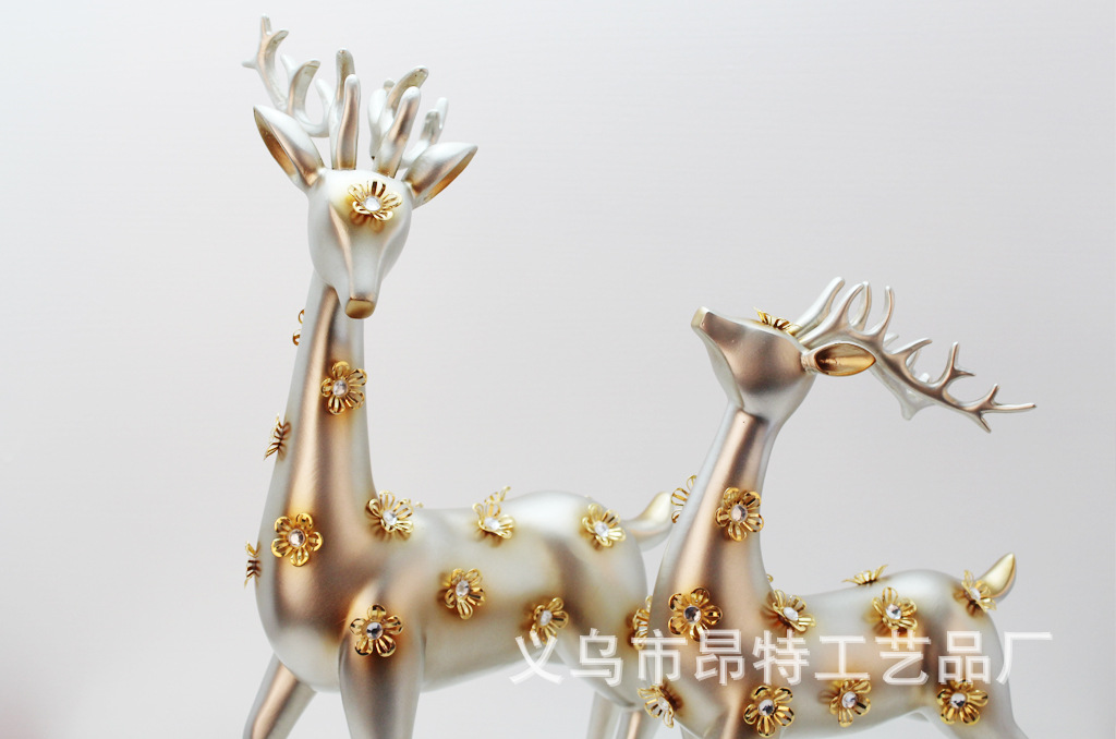 Resin Crafts Sika Deer Home Decorations Living Room Wine Cabinet Decoration Wedding Gifts Gifts Resin Crafts Sika Deer Home Decorations Living Room Wine Cabinet Decoration Wedding Gifts Gifts