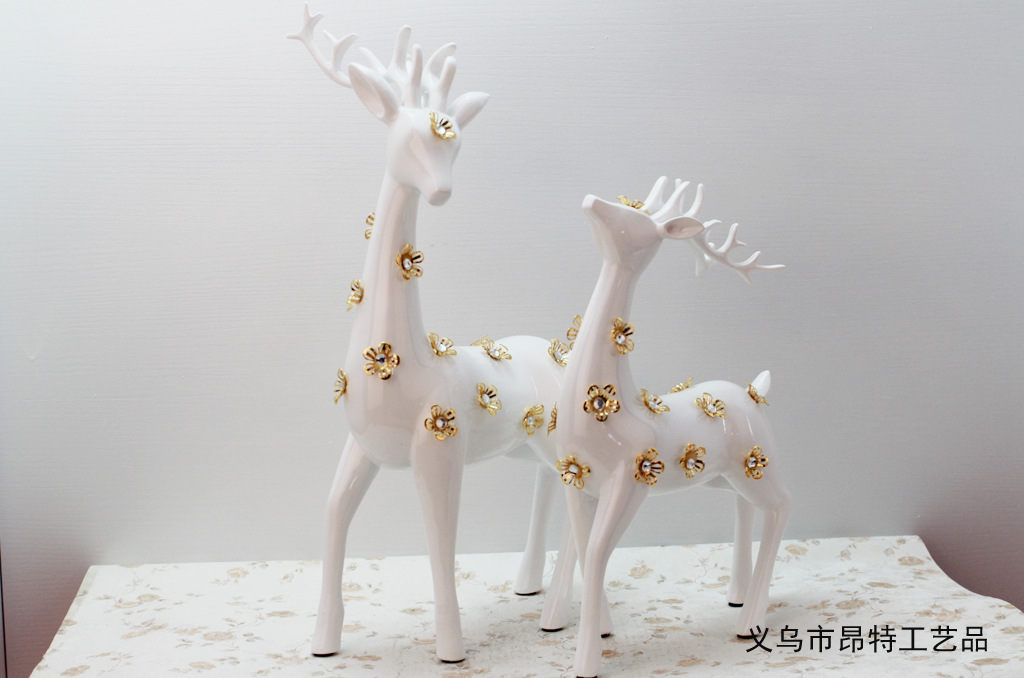 Resin Crafts Sika Deer Home Decorations Living Room Wine Cabinet Decoration Wedding Gifts Gifts Resin Crafts Sika Deer Home Decorations Living Room Wine Cabinet Decoration Wedding Gifts Gifts