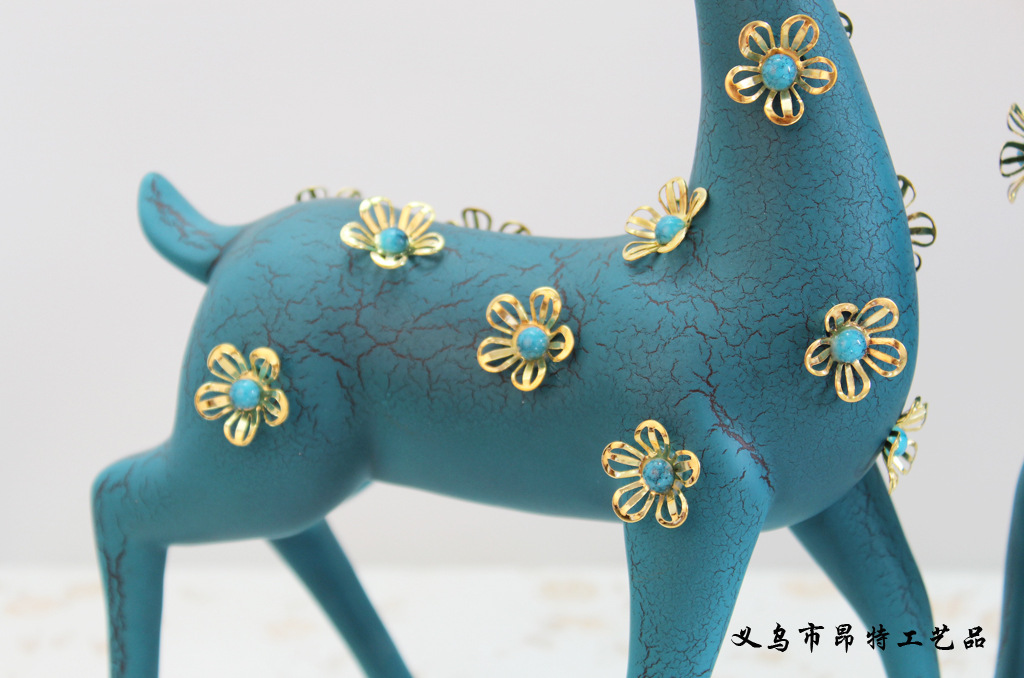 Resin Crafts Sika Deer Home Decorations Living Room Wine Cabinet Decoration Wedding Gifts Gifts Resin Crafts Sika Deer Home Decorations Living Room Wine Cabinet Decoration Wedding Gifts Gifts