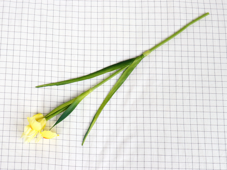 Foreign Trade Export Emulational Flower Decoration Pu Simulation Hand Feeling Irish Iris Tectorum Wedding ornaments