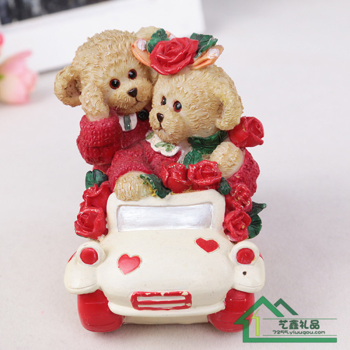 Resin small ornaments wedding gifts Crafts Ornament car lovers bear