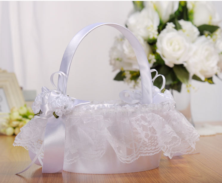 Western-Style Wedding Woven White Flower Basket European and American Wedding Supplies Lace Bride Portable Flower Basket Wholesale Western-Style Wedding Woven White Flower Basket European and American Wedding Supplies Lace Bride Portable Flower Basket Wholesale
