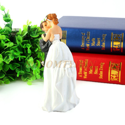 Hot European cake top decoration resin decoration resin crafts wedding supplies wholesale