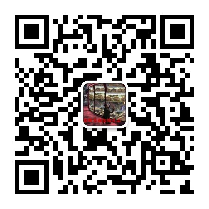 Manufacturer sells new electric Santa Claus Christmas tree for Christmas inside the crystal ball with music spinning Manufacturer sells new electric Santa Claus Christmas tree for Christmas inside the crystal ball with music spinning