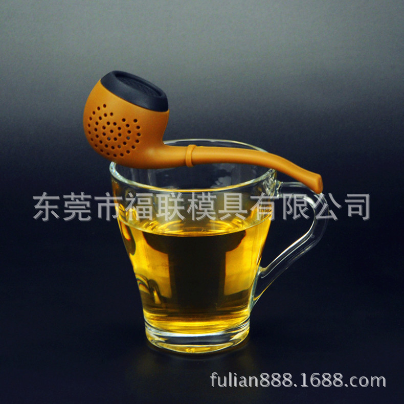 New Style Pipe Silicone Tea Making Device Santa Claus Shisha Pipe Tea Set Tea Filter Christmas Gift New Style Pipe Silicone Tea Making Device Santa Claus Shisha Pipe Tea Set Tea Filter Christmas Gift
