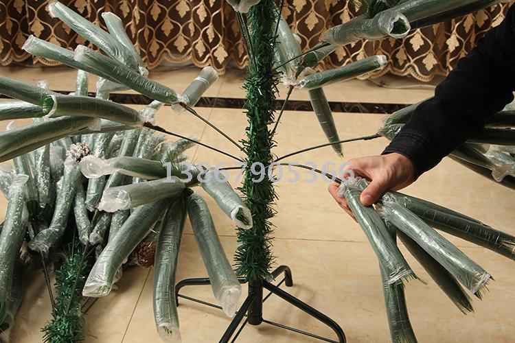Christmas tree pine needle tree luxury tree tree ornaments 12cm leaves loose needle tree Christmas tree pine needle tree luxury tree tree ornaments 12cm leaves loose needle tree