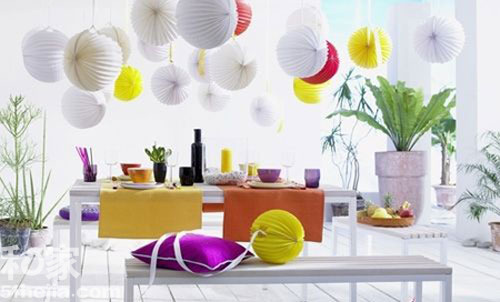 Bouquets of paper flowers paper fan wedding background Christmas decorative lanterns for Halloween supplies
