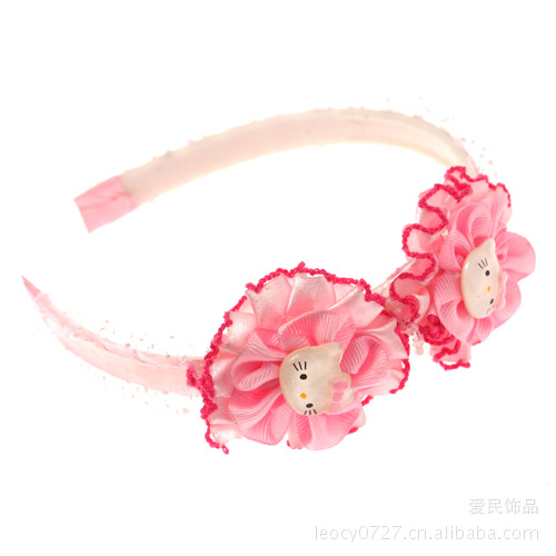 Carnival of Halloween supplies manufacturers selling cute little Princess head