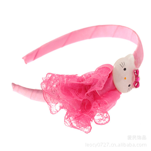 Carnival of Halloween supplies manufacturers selling cute little Princess head
