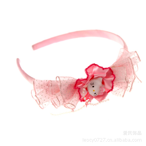Carnival of Halloween supplies manufacturers selling cute little Princess head