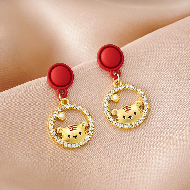 Sweet Rhinestone Little Tiger Earrings Temperament Wholesale Chinese Zodiac Tiger Birth Year Chinese Style Spring Festival New Year Earrings Earrings