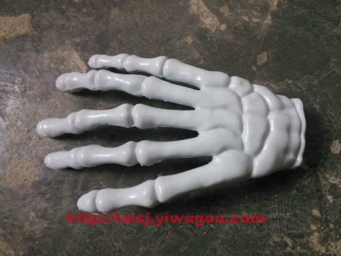 The human skeleton hand Halloween supplies film and television stage performances Party props The human skeleton hand Halloween supplies film and television stage performances Party props