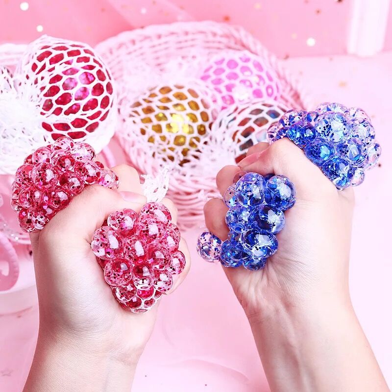 Vent ball gold powder large size trumpet kneading funny toy Vent grape ball kneading is not bad Vent ball gold powder large size trumpet kneading funny toy Vent grape ball kneading is not bad