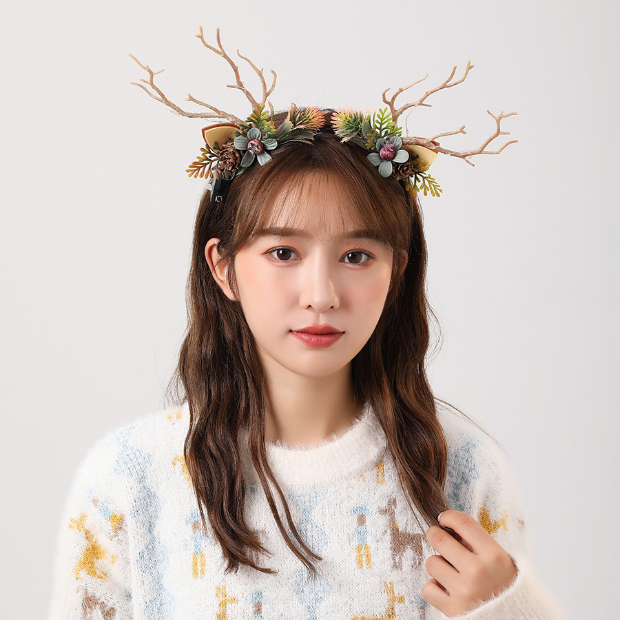 Cross-Border New Arrival Christmas Headband Luminous Elk Berry Antlers Headdress Party Show Factory Direct Supply Cross-Border New Arrival Christmas Headband Luminous Elk Berry Antlers Headdress Party Show Factory Direct Supply
