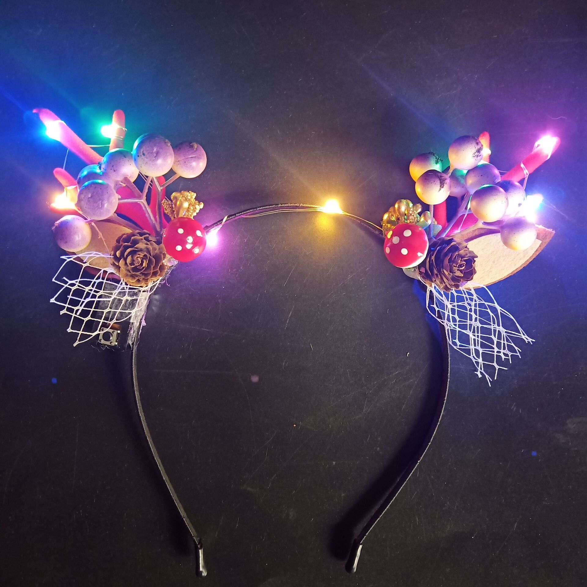 Cross-Border New Arrival Christmas Headband Luminous Elk Berry Antlers Headdress Party Show Factory Direct Supply Cross-Border New Arrival Christmas Headband Luminous Elk Berry Antlers Headdress Party Show Factory Direct Supply