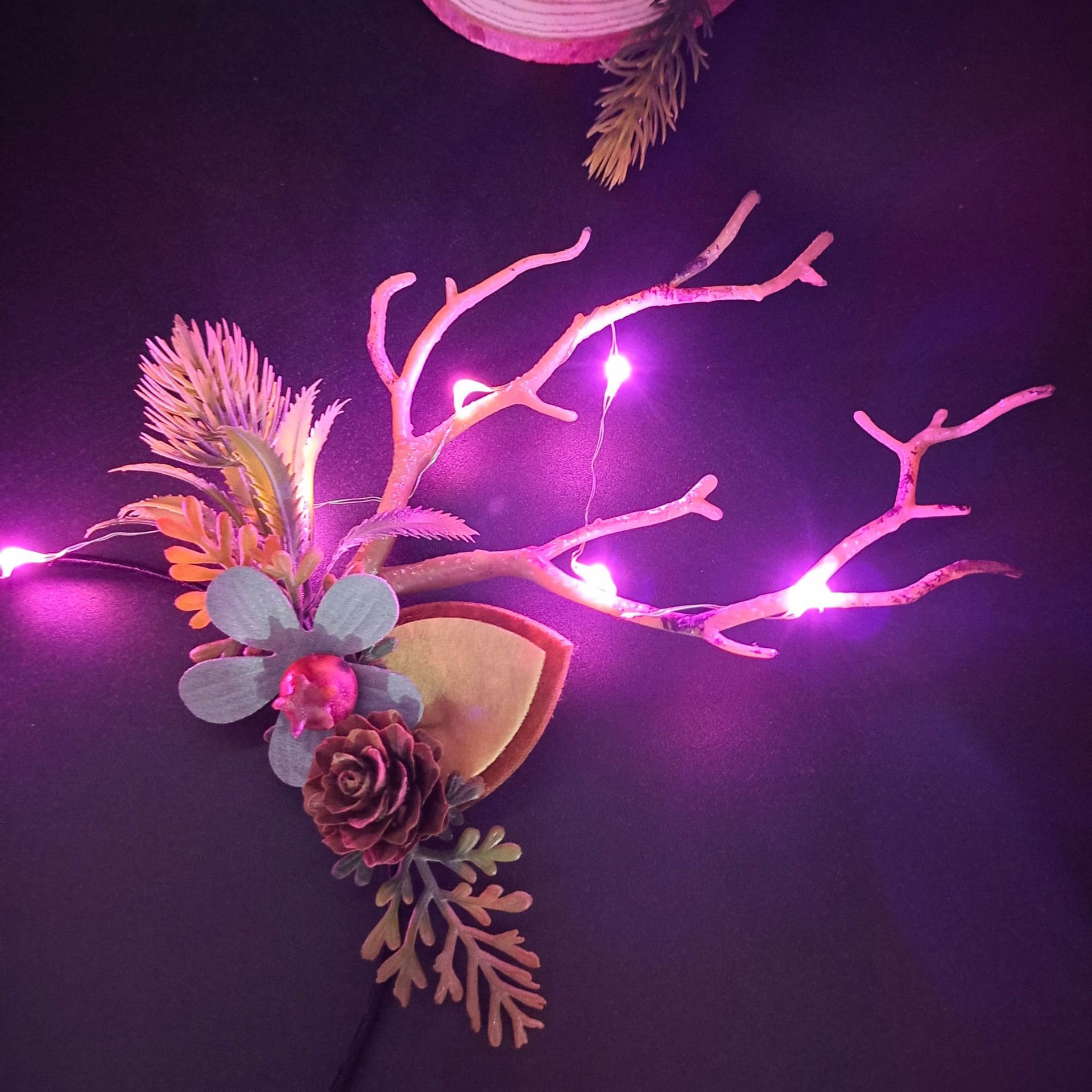 Luminous Antlers Headband Cross-Border New Arrival Christmas Headband Elk Berry Cat Ears Headdress Factory Wholesale Luminous Antlers Headband Cross-Border New Arrival Christmas Headband Elk Berry Cat Ears Headdress Factory Wholesale