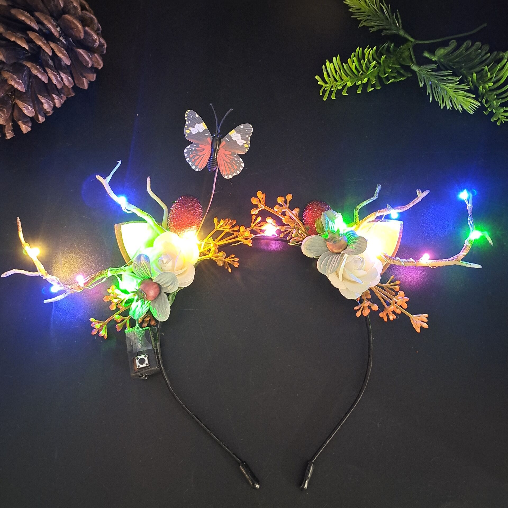 Luminous Antlers Headband Cross-Border New Arrival Christmas Headband Elk Berry Cat Ears Headdress Factory Wholesale Luminous Antlers Headband Cross-Border New Arrival Christmas Headband Elk Berry Cat Ears Headdress Factory Wholesale