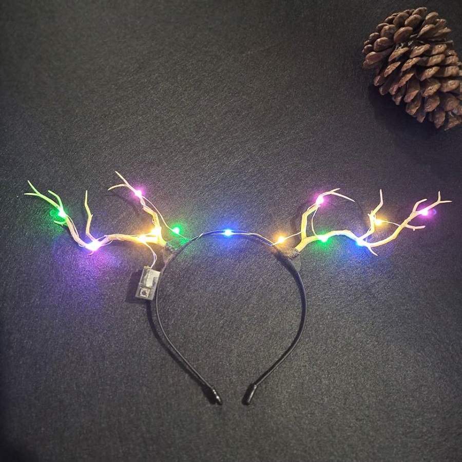 Luminous Antlers Headband Cross-Border New Arrival Christmas Headband Elk Berry Cat Ears Headdress Factory Wholesale Luminous Antlers Headband Cross-Border New Arrival Christmas Headband Elk Berry Cat Ears Headdress Factory Wholesale