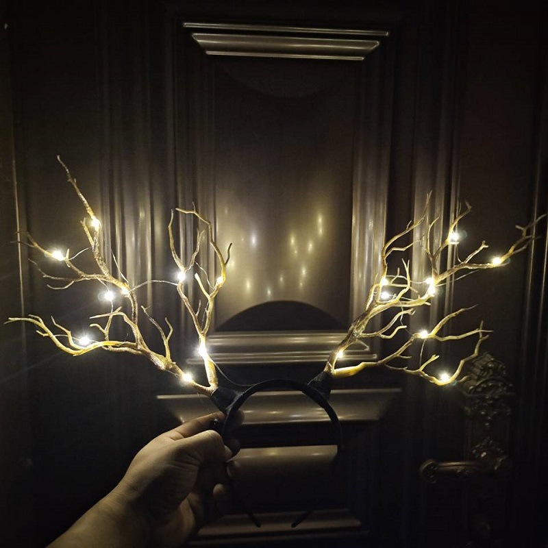 Luminous Antlers Headband Cross-Border New Arrival Christmas Headband Elk Berry Cat Ears Headdress Factory Wholesale Luminous Antlers Headband Cross-Border New Arrival Christmas Headband Elk Berry Cat Ears Headdress Factory Wholesale