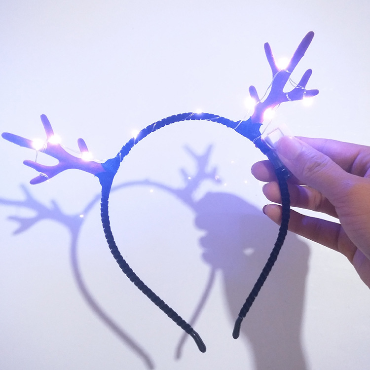 2019 New Bright Silk Luminous Antlers LED Light Flash Antlers Christmas Headwear Stall Night Market Hot Sale Products