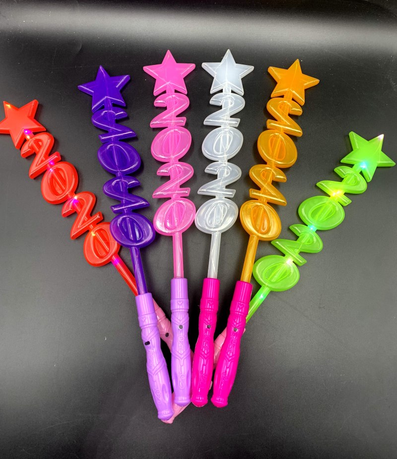 Booth hot style 2020 magic glow stick New Year's eve stick LED glow stick children's toy flash stick Booth hot style 2020 magic glow stick New Year's eve stick LED glow stick children's toy flash stick