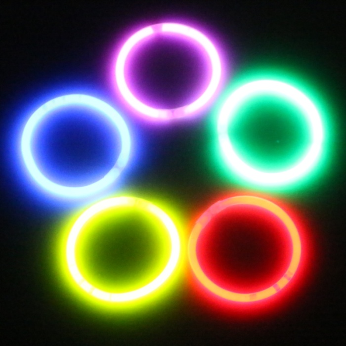 Our silver bar glow stick bracelets noctilucent stick concert flash toys factory direct sale Our silver bar glow stick bracelets noctilucent stick concert flash toys factory direct sale