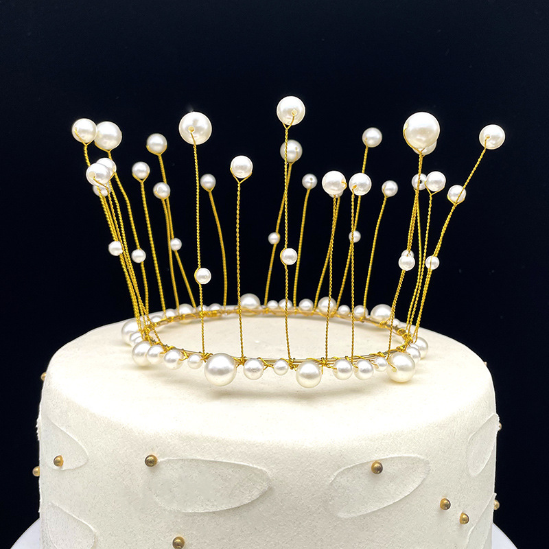 Factory Direct Sales Pearl Crown Cake Decoration Artificial Headdress Baking Decoration Birthday Cake Crown Spot