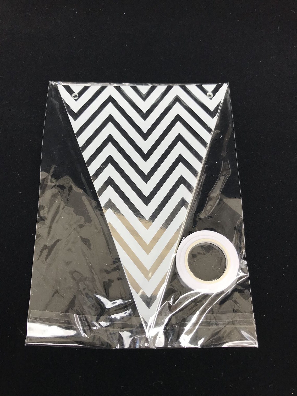 Gilding Wave Triangle Bunting Hanging Flags Hanging Flag Latte Art Party Atmosphere Layout Atmosphere Background Props Factory Direct Sales Gilding Wave Triangle Bunting Hanging Flags Hanging Flag Latte Art Party Atmosphere Layout Atmosphere Background Props Factory Direct Sales