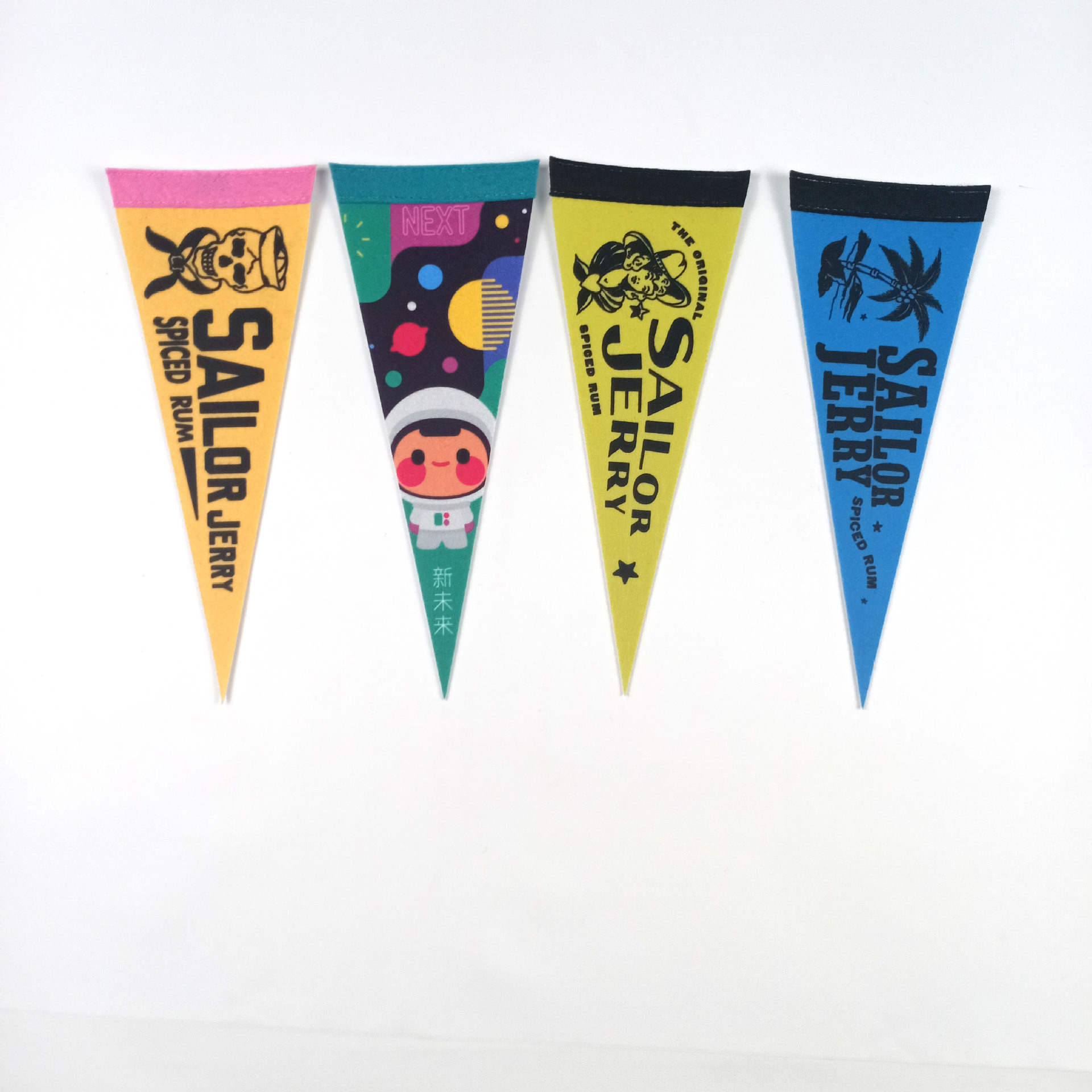 Customized 300G Felt Cloth Pennant Advertising Banner Advertising Bunting Starting from Low Order Quantity Triangle Flag