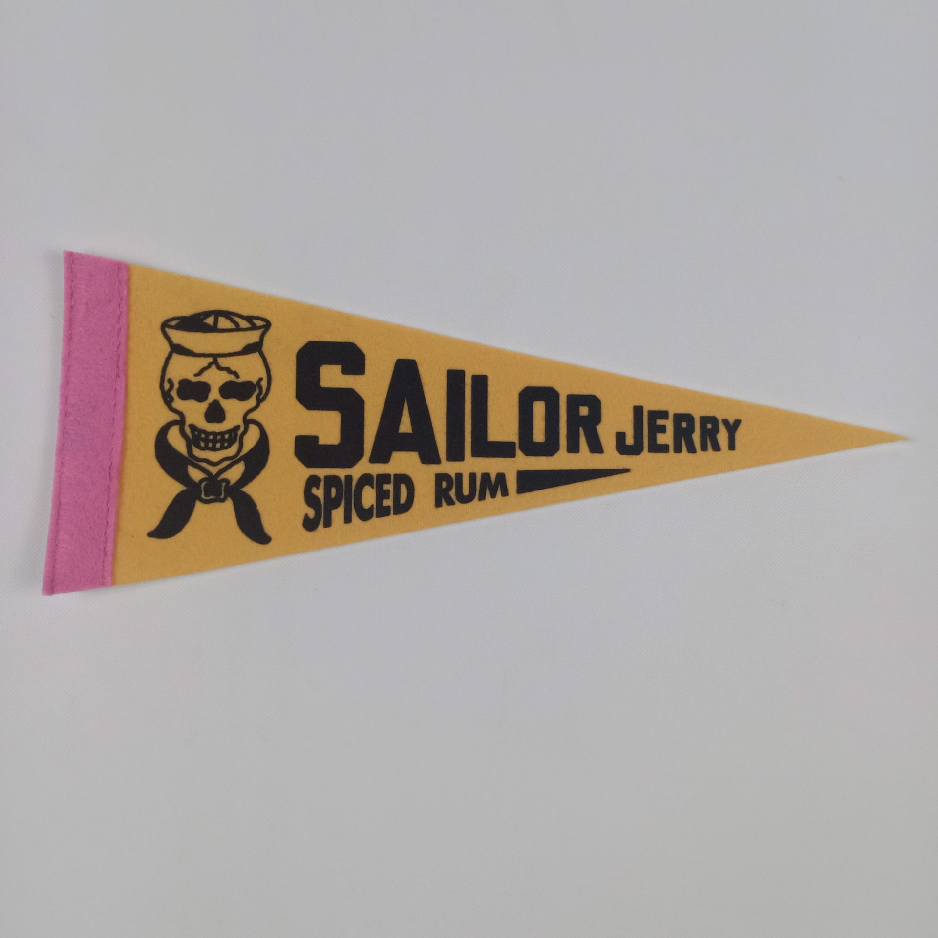 Customized 300G Felt Cloth Pennant Advertising Banner Advertising Bunting Starting from Low Order Quantity Triangle Flag