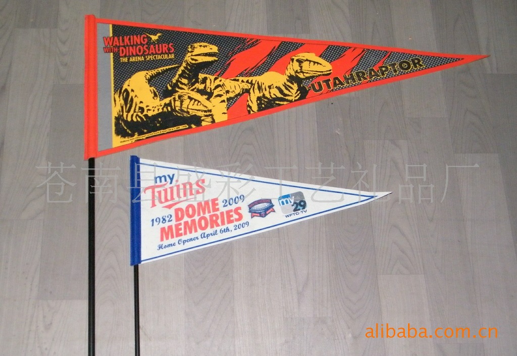 Customized 300G Felt Cloth Pennant Advertising Banner Advertising Bunting Starting from Low Order Quantity Triangle Flag