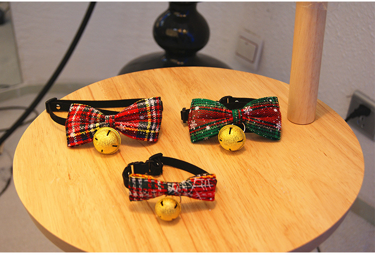 Pet Christmas Holiday Dress up Decoration Supplies Dog Scarf Cat Bib Bow Tie Bow Wholesale